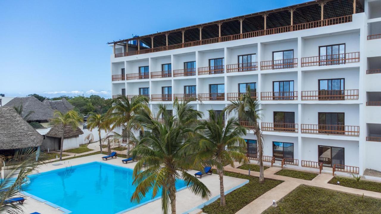 Malika Nungwi Hotel Exterior photo