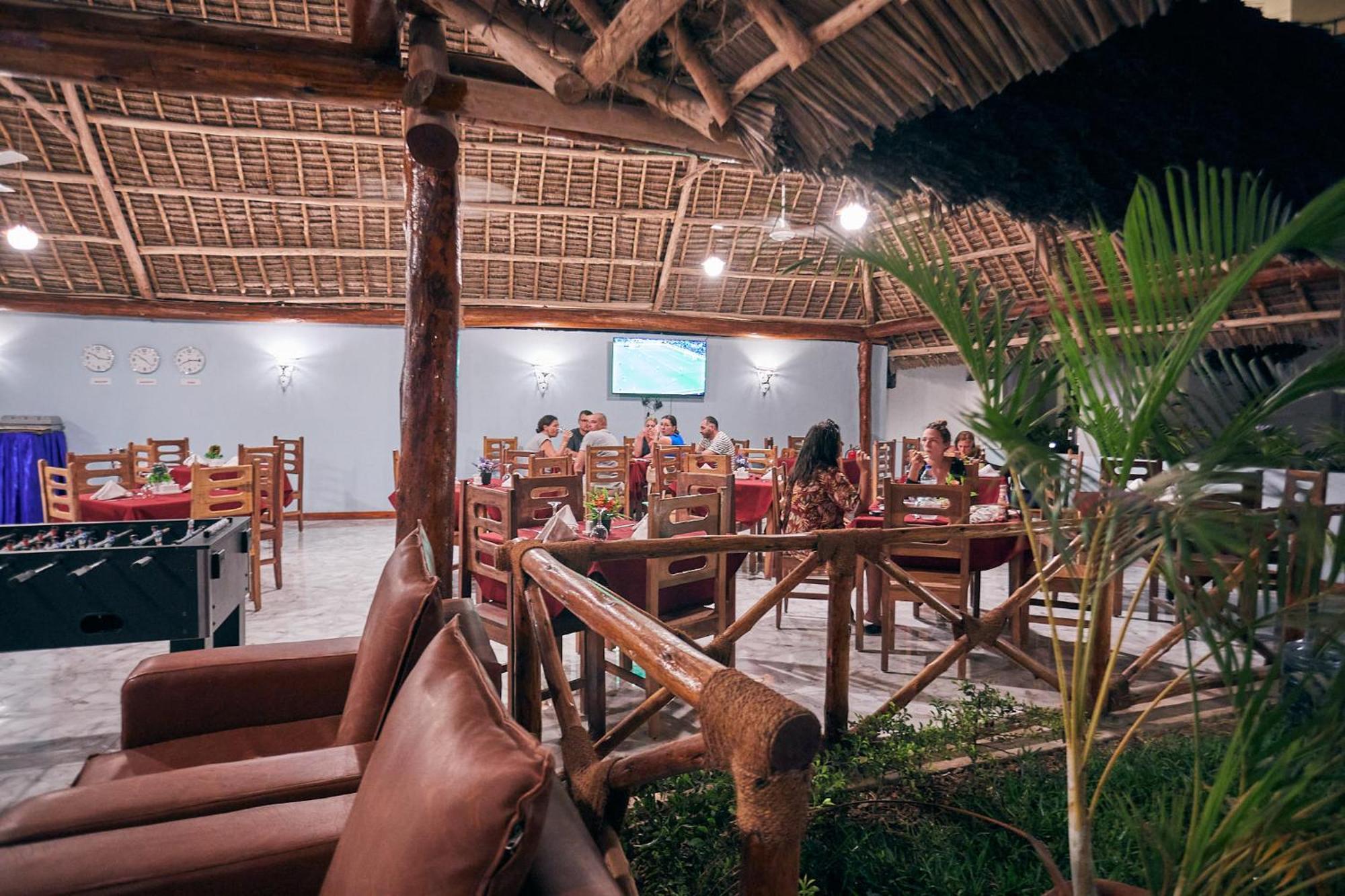 Malika Nungwi Hotel Exterior photo